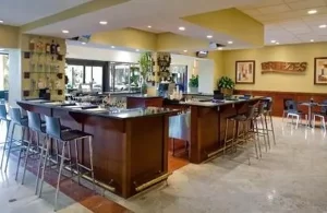 Breezes-Bar-Grille-at-Bahia-Mar1