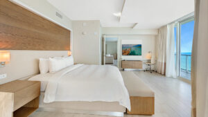 K2ZFU2 Penthouse 4