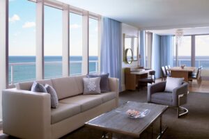 Rooms & Suites