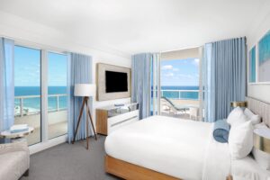 Rooms & Suites