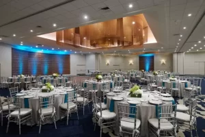 ballroom_formal_setup