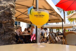 cafe-del-mar-drink