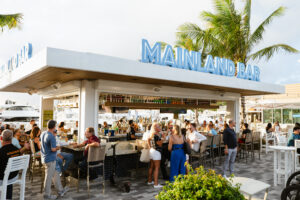 Mainland Bar